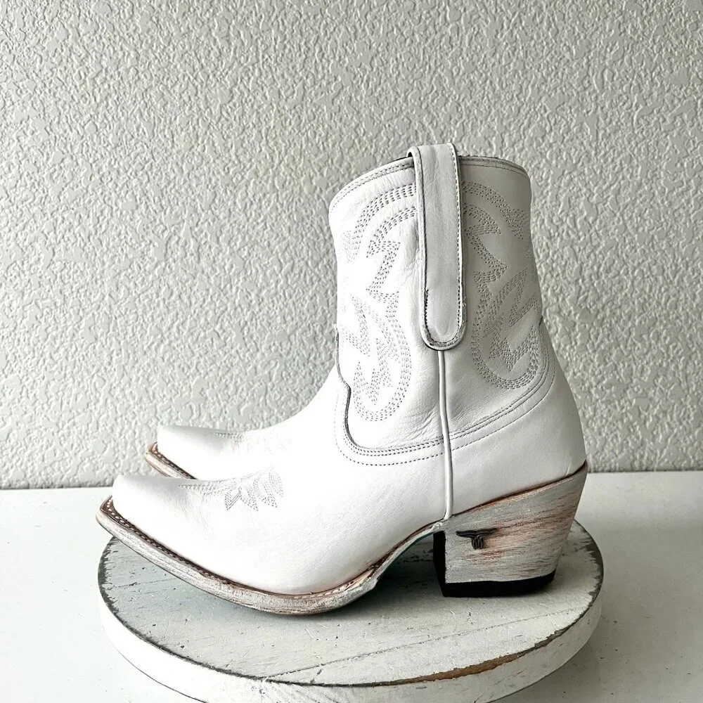 Lane SMOKESHOW White Cowboy Booties Western Cowgirl Short Ankle Boots Womens 9